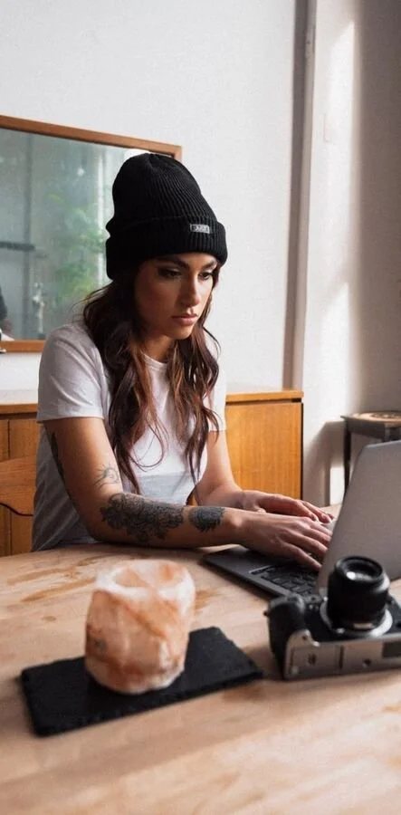 Find Anything 
Around <span>You</span>.